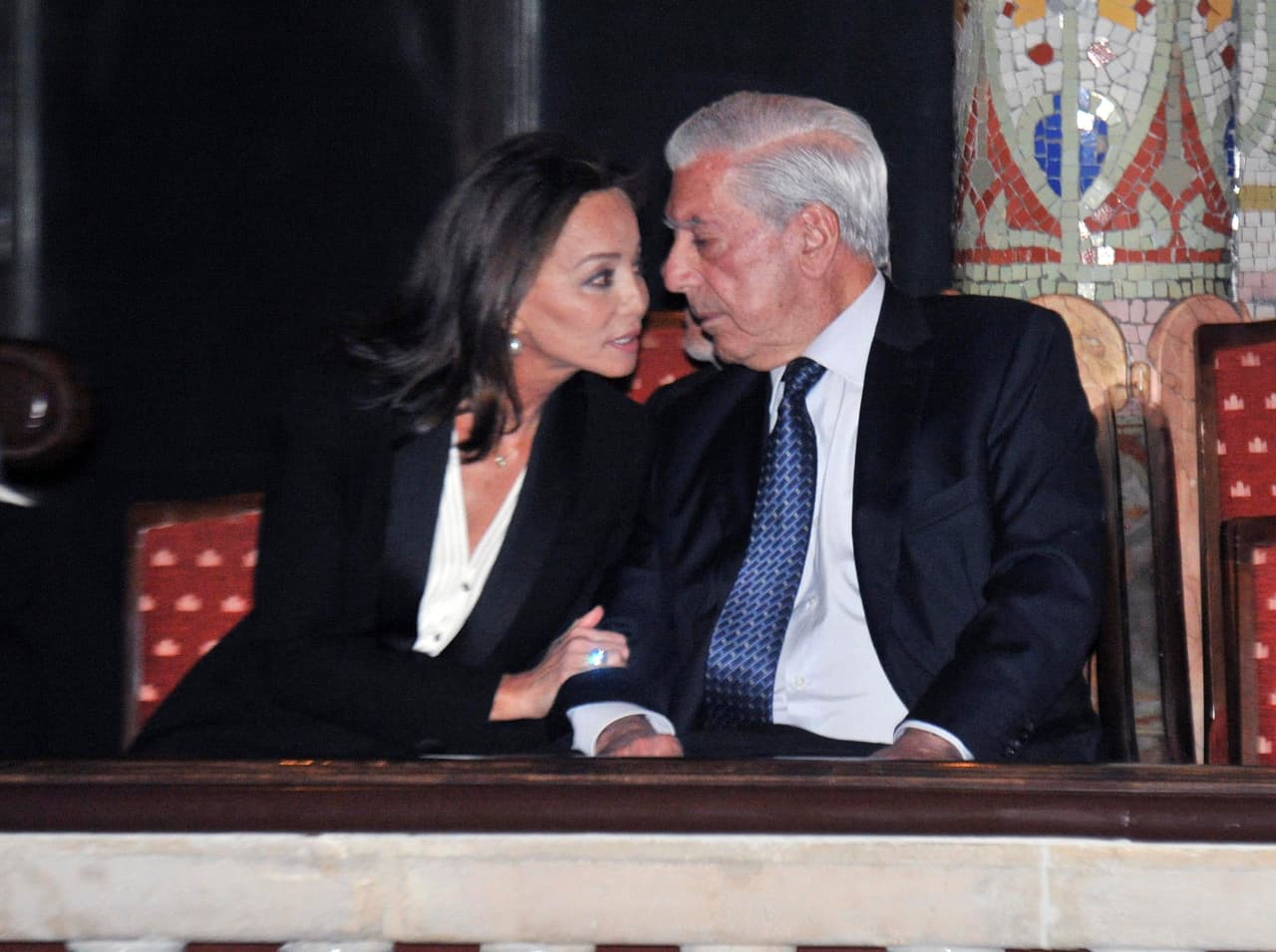 El romance de Mario Vargas Llosa con Isabel Preysler sigue estando a la orden del día.