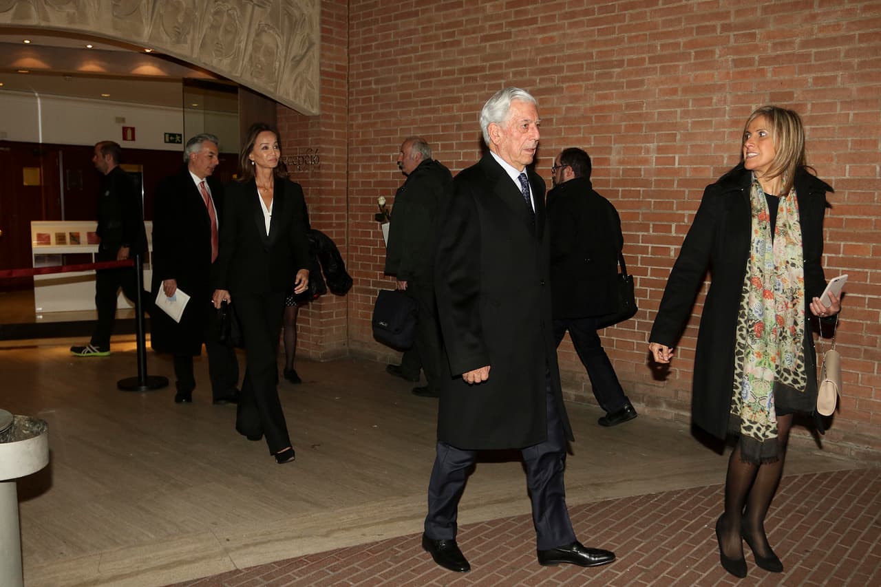 Al llegar, Mario parecía tener prisa.