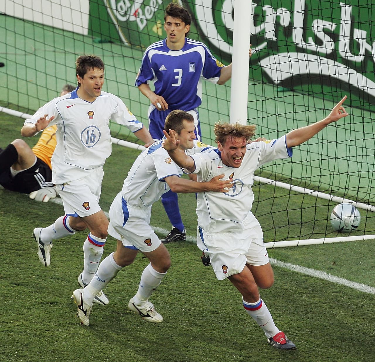El cierre de la fase de grupos no fue el esperado para los griegos, ya que Rusia les ganaría por 2-1.