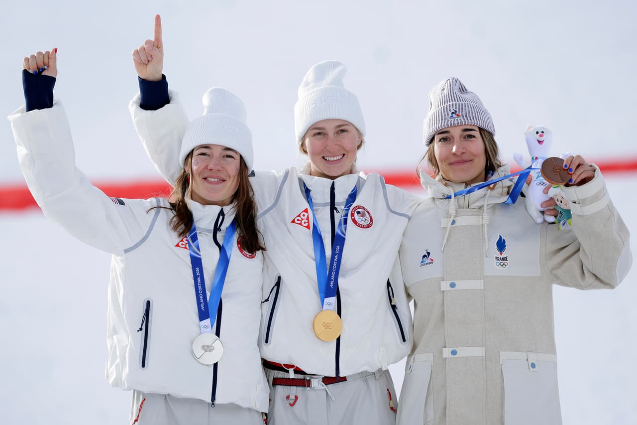 ¡Inesperado! Jakara Anthony no repite oro olímpico por atorarse en moguls