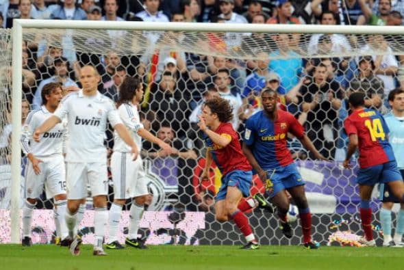 El 2009 fue un año imborrable para la historia del Barcelona y Carles Puyol. Símbolo de esa temporada fue su gol en el Bernabéu el 2 de mayo en la goleada 6-2 que le propinó Barcelona al Real Madrid.