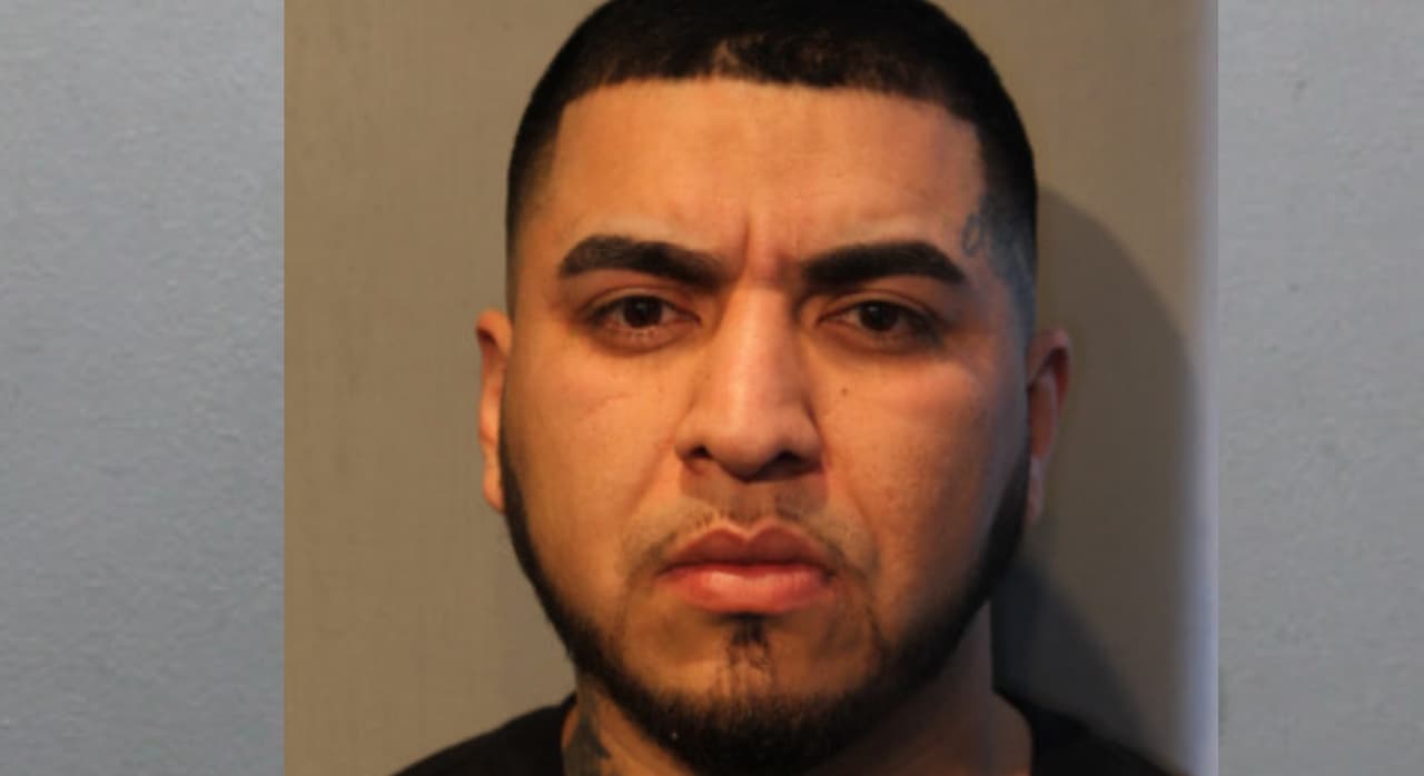 Víctor Flores escapa a ciudad fronteriza con México, pero lo detienen y queda sin derecho a fianza