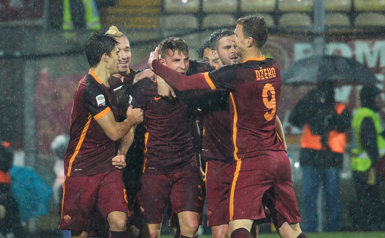 La Roma vence 3-1 al Carpi y se pone tercero en la Serie A