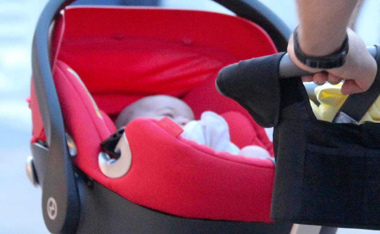 Como podemos ver Michelle estaba feliz en la calle, es una nena muy bien portada.