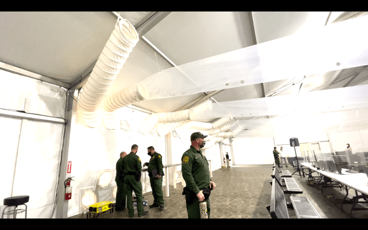 Se cuenta con aire acondicionado y calefacción en caso de ser necesario, ya que el centro estará operando hasta que sea necesario.
<br>