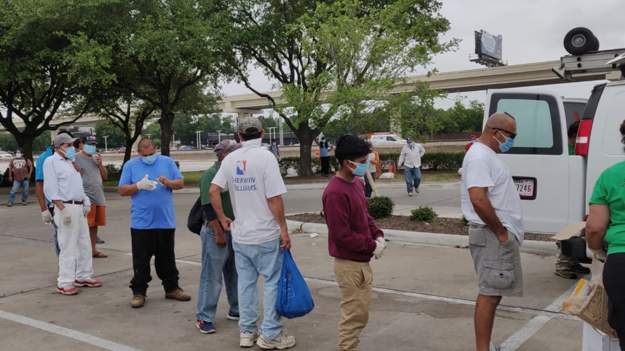 Los hispanos que viven en los códigos postales 77036, 77074 t 77081 son los más afectados durante la crisis del 
<b><a href="https://www.univision.com/local/houston-kxln/autoridades-de-houston-solicitan-ayuda-para-localiza-a-fugitivo-sospechoso-de-abuso-sexual-contra-menores-video">coronavirus</a></b>, asegura Edward Pollard, concejal del distrito J.
<br>