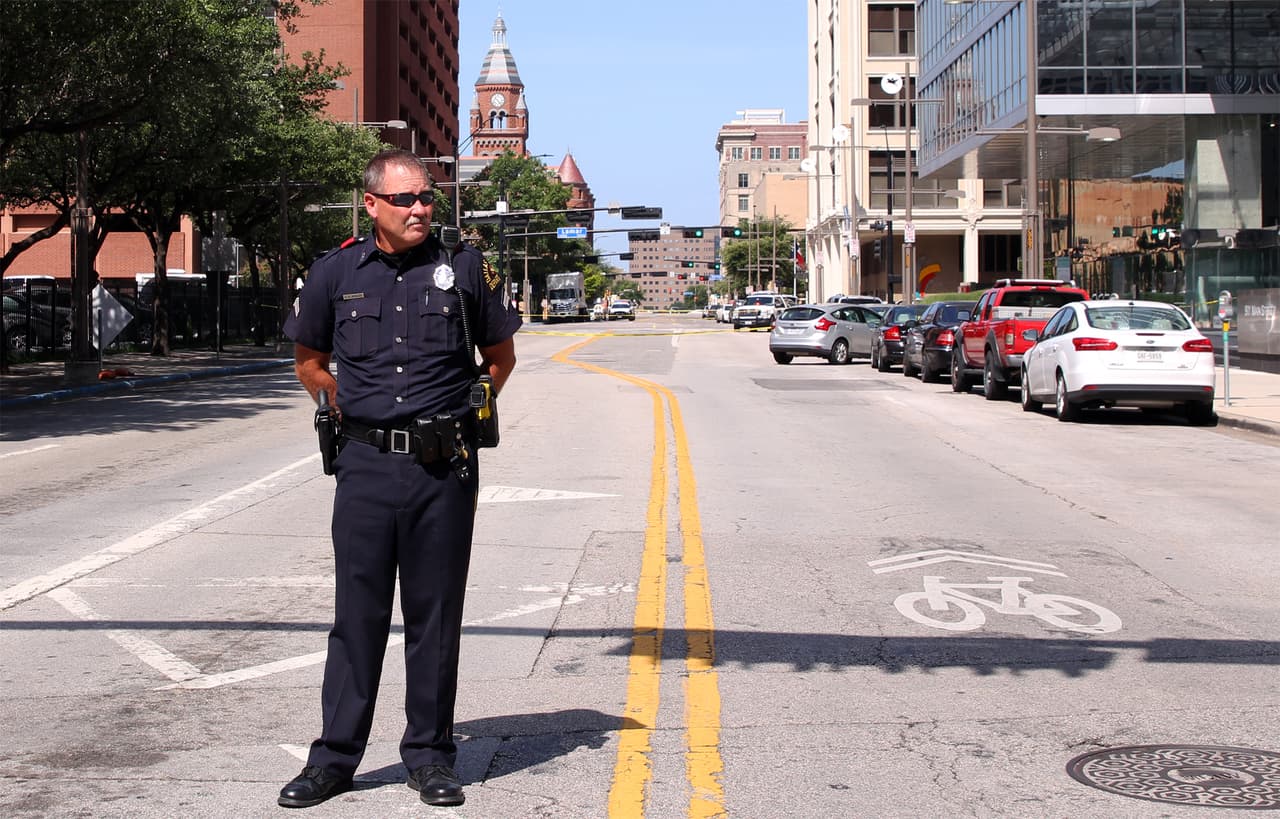 Policía de Dallas usará mejores equipos de protección tras emboscada