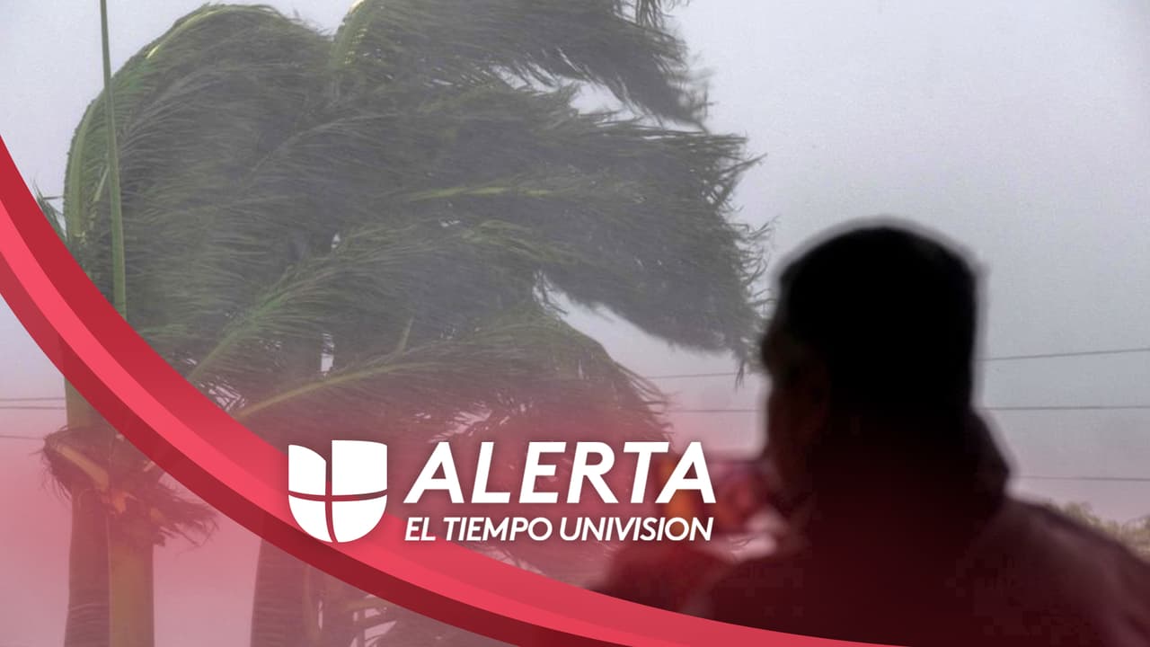 La calma retorna lentamente a la Bahía de Tampa, mientras más de 2,000 personas continúan sin electricidad