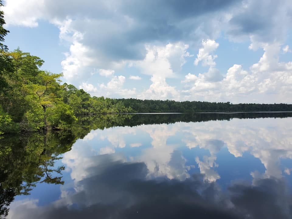 Encuentra instrucciones para el GPS de tu celular, 
<b><a href="https://maps.app.goo.gl/FTdMUJUZzbQePKhu9">aquí</a></b>.