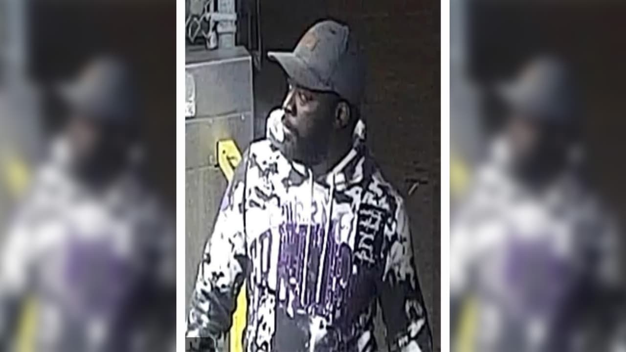 El sospechosos fue captado por cámaras de seguridad de CTA.