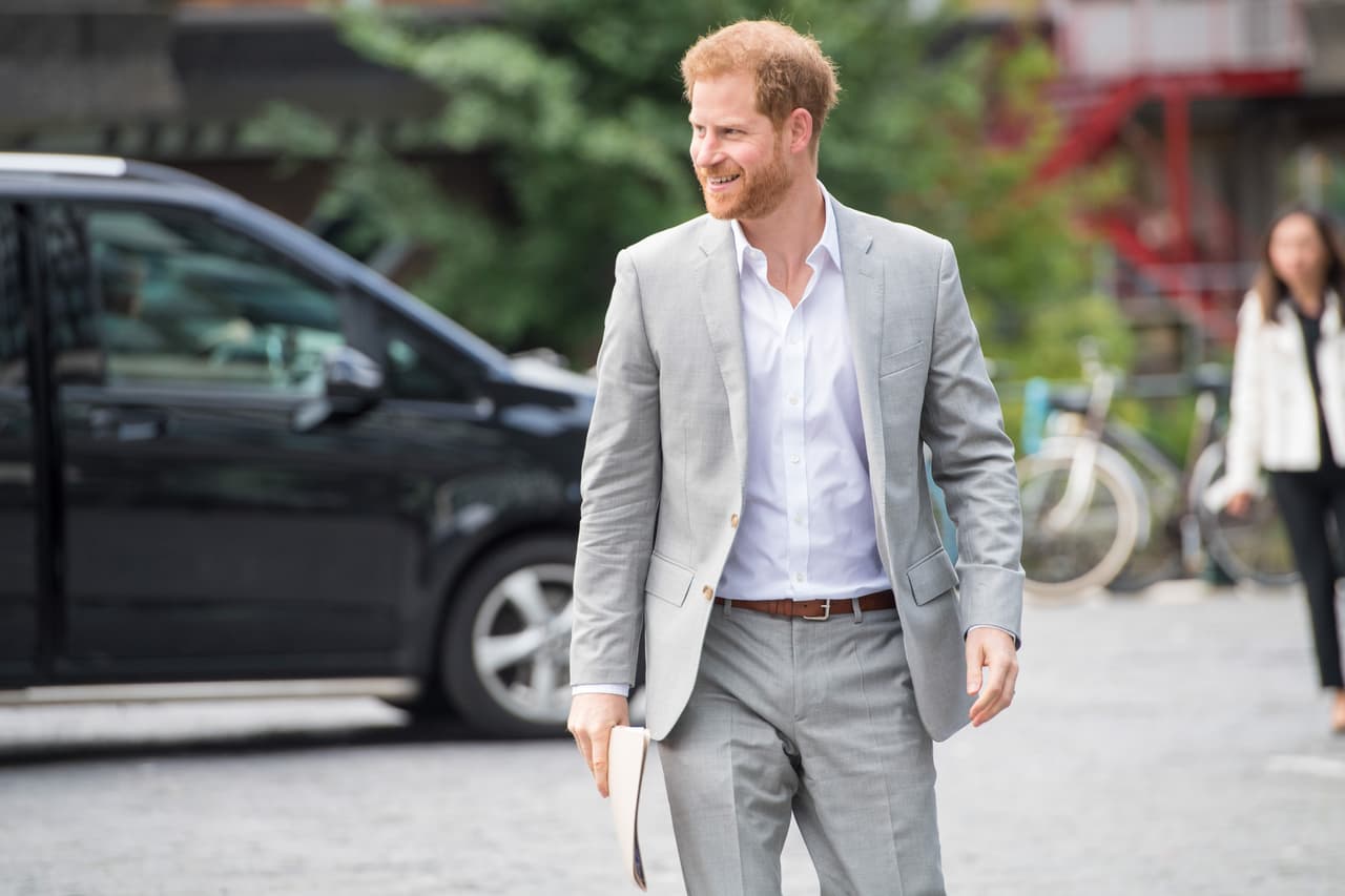 "Ocasionalmente, debe haber una oportunidad basada en una circunstancia única para 
<b><a href="https://www.univision.com/famosos/meghan-markle-y-el-principe-harry-tienen-un-nuevo-secreto-y-es-de-seguridad-nacional-fotos" target="_blank">garantizar que mi familia esté segura</a></b>. Es realmente tan simple como eso", comentó el príncipe en una sesión de preguntas y respuestas.