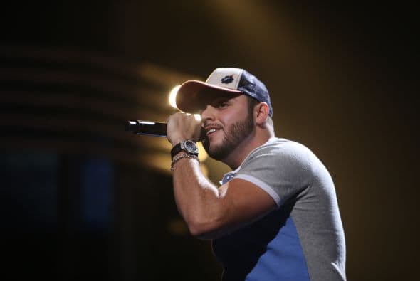 Regional Mexicano- Mejor Álbum del Año: Archivos de Mi Vida- Gerardo Ortiz.