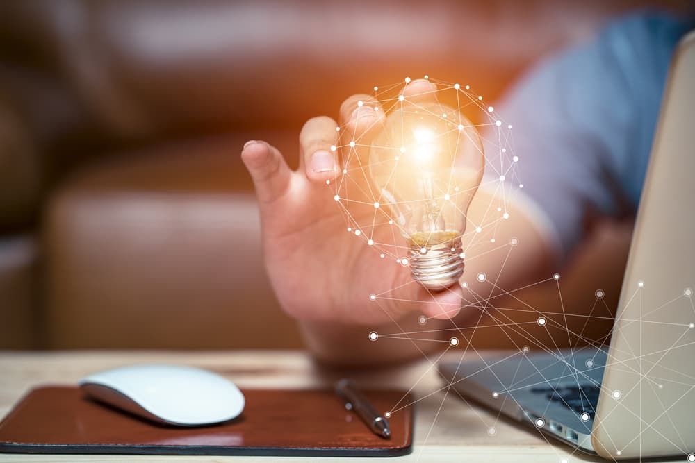 <b>Dinámica cósmica que debes aprovechar:</b> tu originalidad y creatividad acuarianas, esas cualidades estupendas que te permiten siempre ser diferente, dinámico, activo.