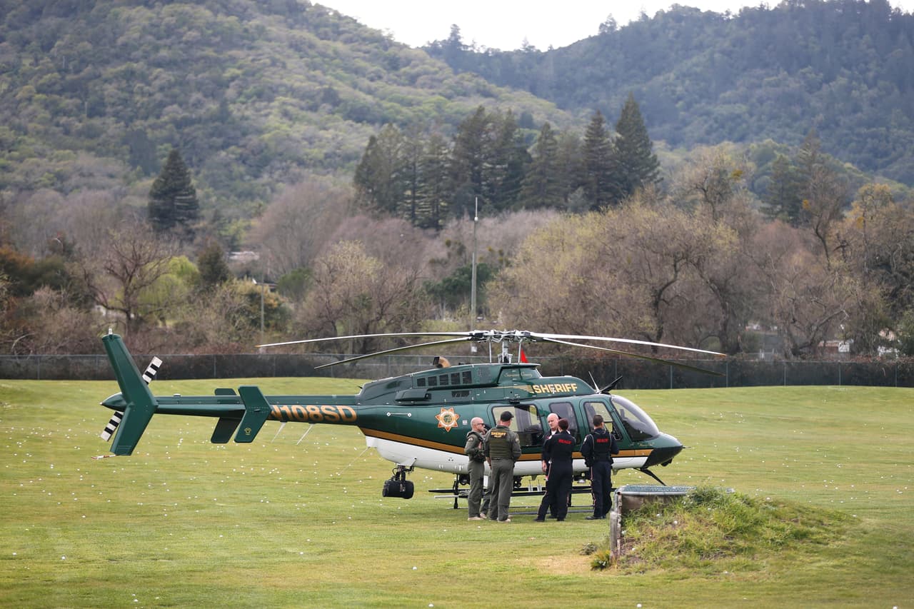 El Sheriff del condado de Napa, en el norte de California, envío recursos aéreos a la escena.
