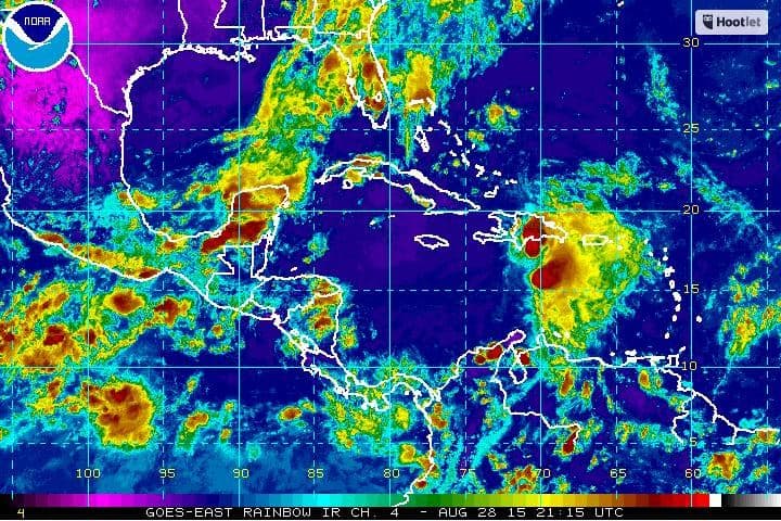 Erika podría degradarse a depresión tropical