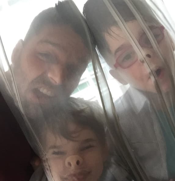 El 'Astro Boricua' ha cuidado a sus pequeño en un ambiente de armonía y mucho aprendizaje. Los días de juego son únicos e inolvidables. Mira cómo se divierten.