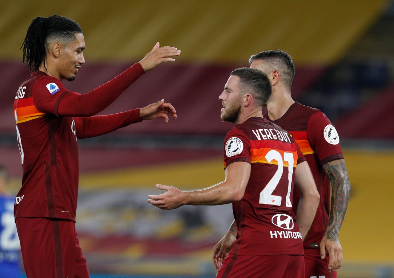 Con resultados de bBologna 3-2 Lecce, Cagliari 0-1 Udinese, Hellas Verona 1-5 Lazio, Roma 2-1 Fiorentina y SPAL 1-1 Torino, se da prácticamente por cerrada la jornada 36 del futbol italiano.