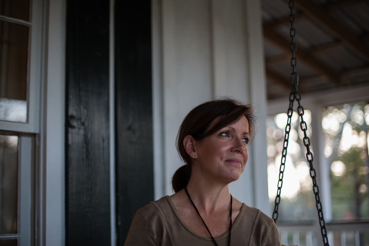 Amy Thompson, una madre de dos hijos y ex periodista en Fairhope, Alabama, dice que ya no reconoce el Partido Republicano.