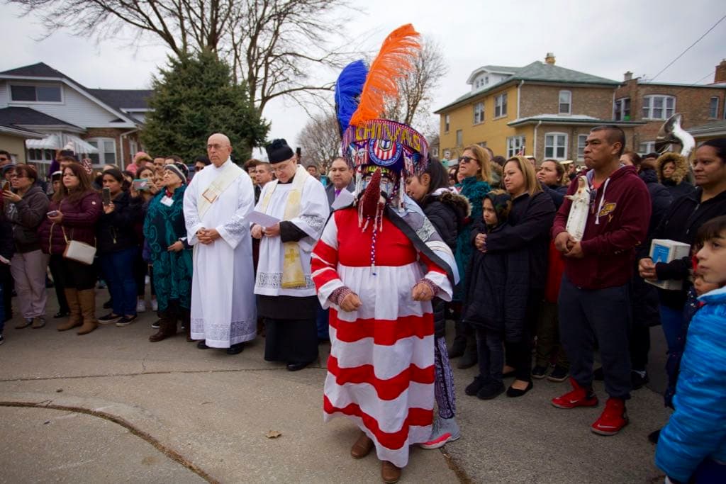 “Para mantener las raices y que la nina la siga tambien” dijo Cristina Díaz.