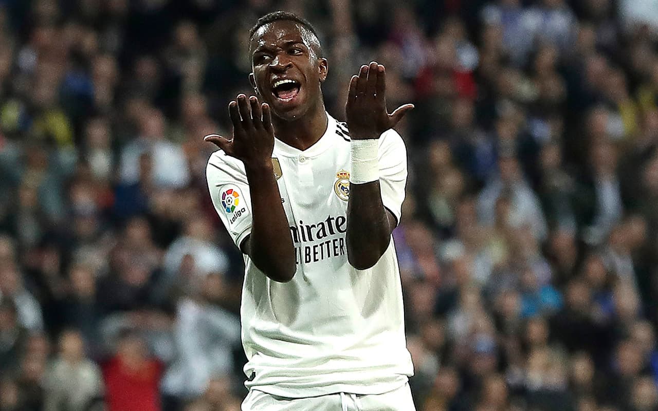 La mala puntería fue una característica del brasileño Vinicius Junior, que luchó incansablemente por el empate mas no logró anotar.