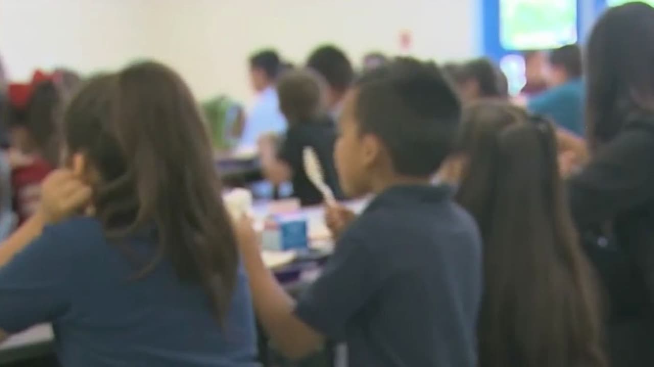 Obesidad infantil: ¿Qué alimentos sabotean la nutrición de nuestros hijos sin que nos demos cuenta?