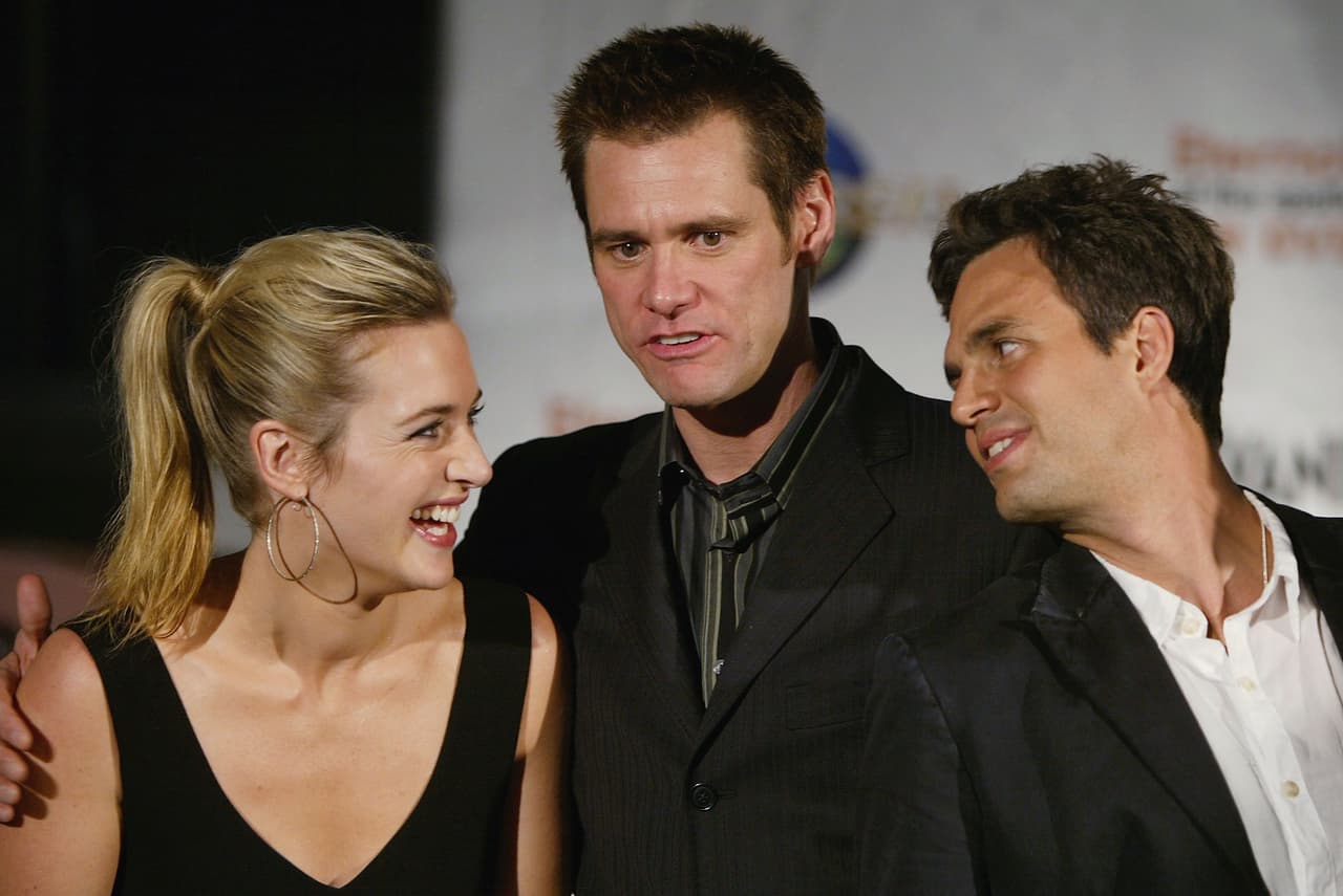 Si te recuerda al film ‘Eternal Sunshine of the Spotless Mind’ de Jim Carrey y Kate Winslet donde uno intenta a olvidar al otro con métodos increíbles, no es coincidencia.