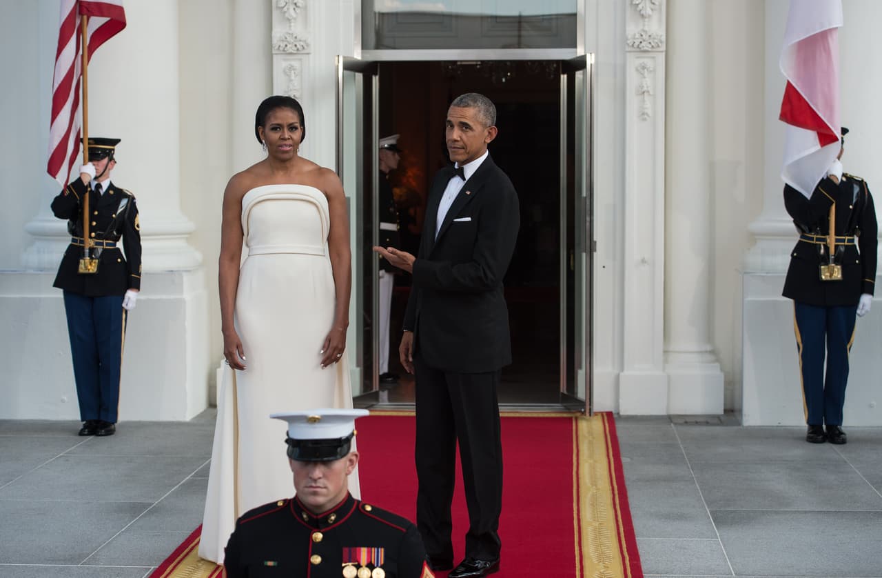 En el verano del 2016 Barack y Michelle Obama recibieron en la Casa Blanca al Primer Ministro de Singapur, Lee Hsien Loon y la Primera Dama, Ho Ching.