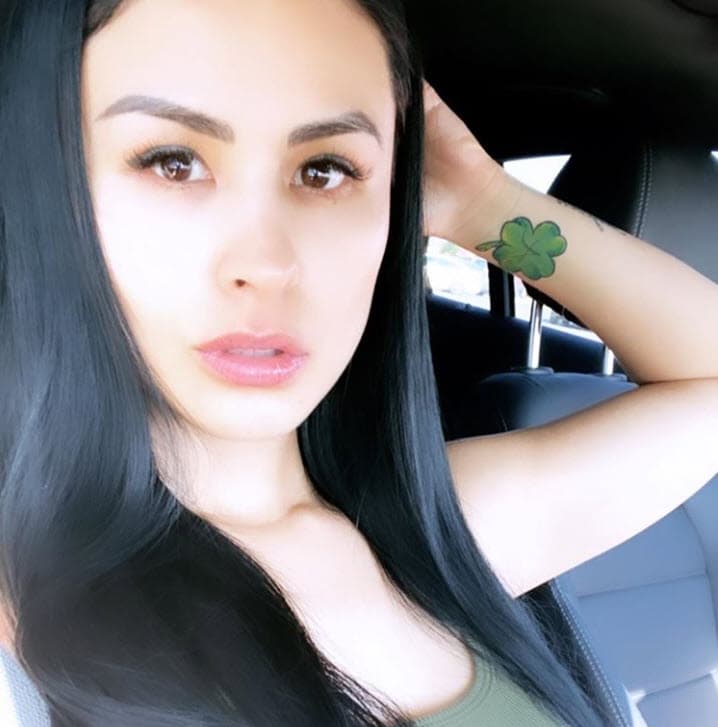 "De cierta manera yo decía 
<b><a href="https://www.univision.com/famosos/fabiola-martinez-confirma-que-tuvo-romance-con-americo-garza-cuando-ya-estaba-junto-a-karla-panini-fotos" target="_blank">'estoy haciendo justicia'</a></b>", dijo al reiterar la relación que tuvo con Américo Garza durante el 2015. 
<br>