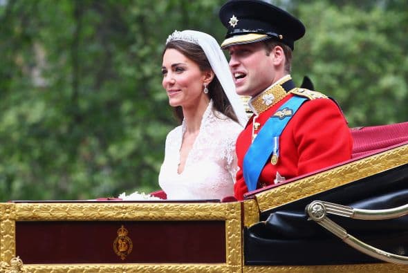 Un enlace de ensueño, el camino hacia la beatificación, un devastador desastre y más, son algunos de los hechos que marcaron esta semana en materia informativa.