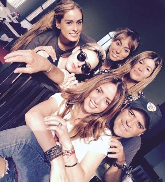 Además de ser compañeros de trabajo, son muy grandes amigos.