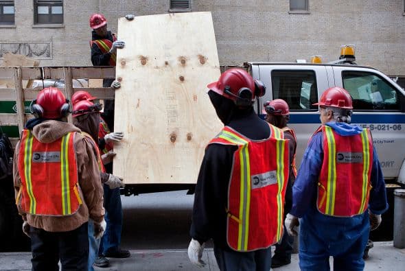 En la reunión, Fugate subrayó que aún no se puede determinar dónde impactará primero el huracán, al encontrarse aún en el Océano Atlántico. Para el presidente, esto pone en evidencia la necesidad de "responder rápido, en cuanto la información local empiece a llegar", de manera que se determinen las zonas que resulten más afectadas.
