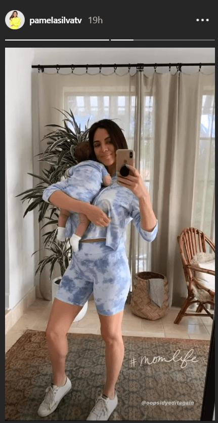 En esta nueva foto se puede volver a
<b><a href="https://www.univision.com/famosos/a-solo-dias-de-celebrar-el-primer-mes-de-su-bebe-pamela-silva-comparte-tierna-fotografia-fotos" target="_blank">ver a Ford</a></b>
<a href="https://www.univision.com/famosos/a-solo-dias-de-celebrar-el-primer-mes-de-su-bebe-pamela-silva-comparte-tierna-fotografia-fotos" target="_blank"> </a>en redes sociales. Pero también resaltó la figura de la presentadora: luce como si nada hubiera ocurrido en su cuerpo en los últimos meses.
<br>