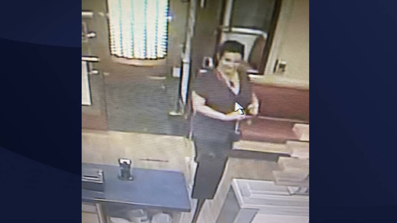 Autoridades de Yavapai buscan identificar a sospechosa de fraude con tarjeta de crédito