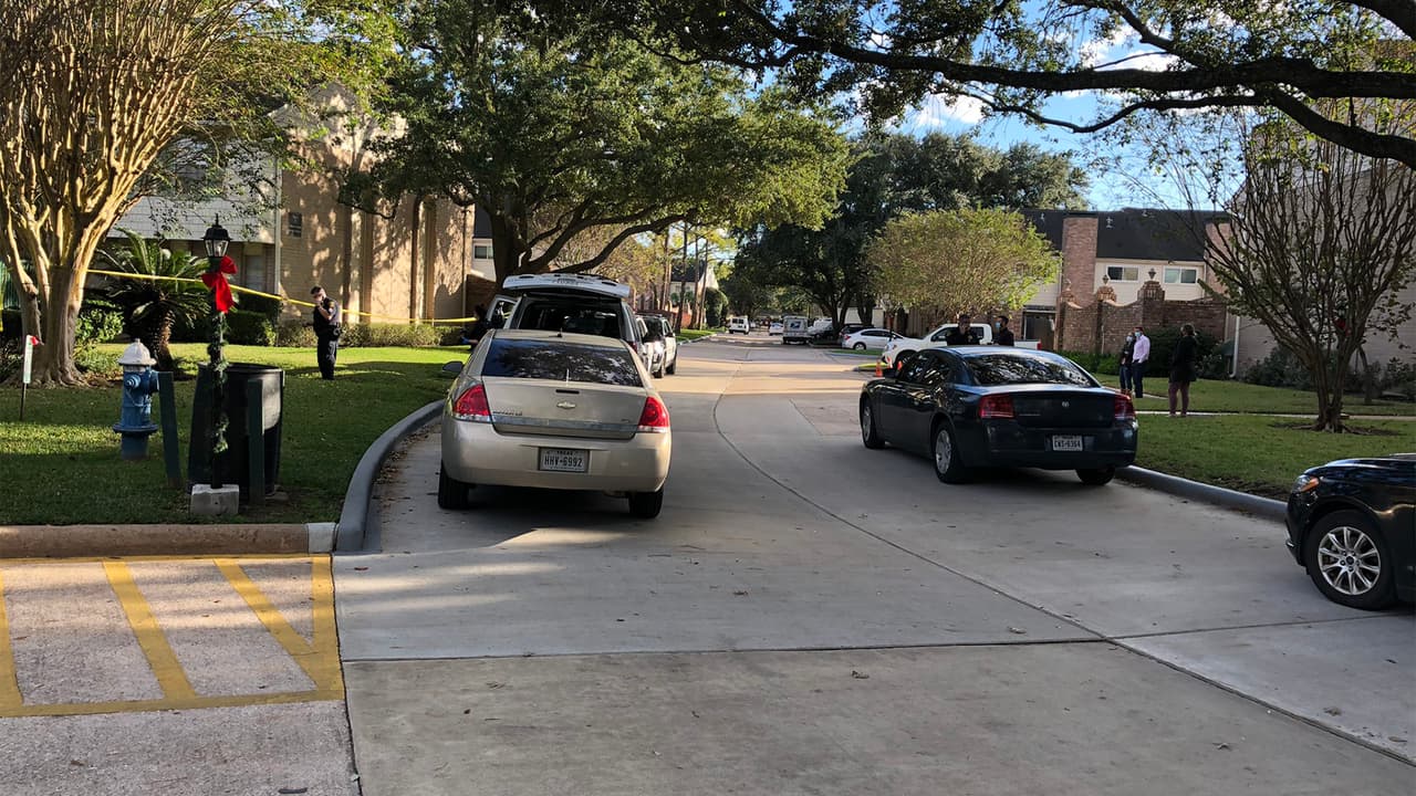 Muere baleada una persona tras un tiroteo en el oeste de Houston