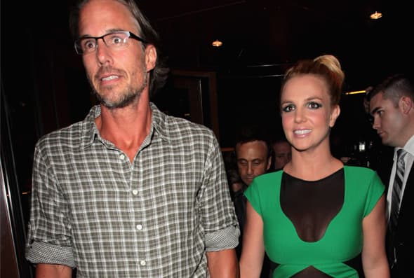 Jason Trawick y Britney Spears tenían planes de boda. La parejita se comprometió en Las Vegas.