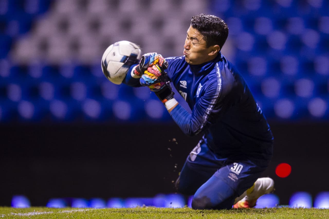 Jesus Rodriguez tuvo que atajar ante la ausencia de Anthony Silva, quien estuvo con su selecci´on en Fecha FIFA.