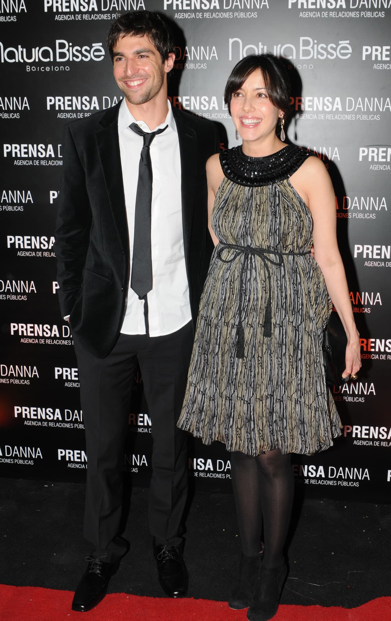 <b>Osvaldo de León</b> y
<b>Cecilia Suárez</b> se hicieron novios en el año 2009 mientras trabajaban juntos en una obra de teatro, más tarde tuvieron un hijo que nació en el año 2010.