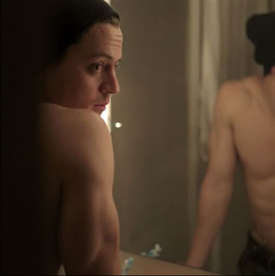 Hace varios meses lo vimos en Univision en la telenovela 
<i>La Vecina</i>.