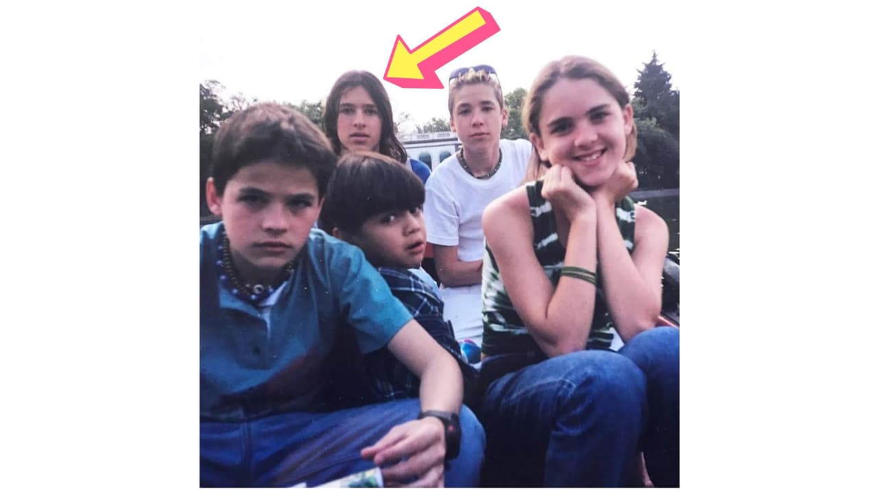 Él es Hixem, el hermano mayor de Zoraida y Eleazar Gómez.