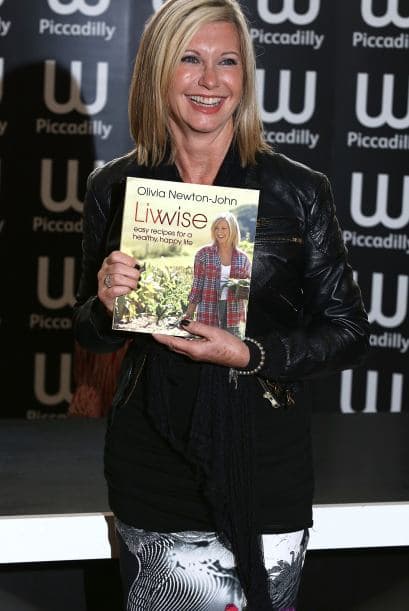 En el libro, "Livwise”, hay ensaladas, bocadillos, postres y platos en donde la actriz ofrece al público opciones que hacen un balance entre sabor, bienestar y vitalidad.