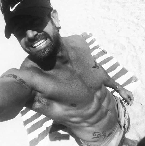 Ya conocemos el talento de Gabriel Soto en las telenovela, como cantante y como promotor deportivo.