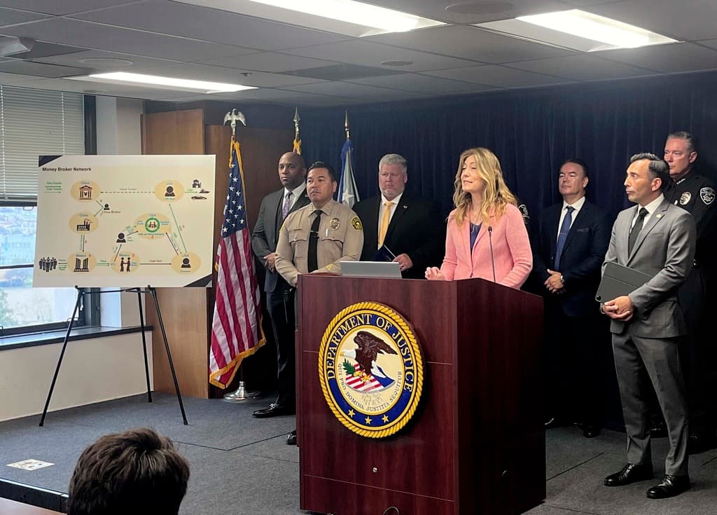 Cómo allegados del Cartel de Sinaloa se asociaron a grupos chinos para lavar dinero