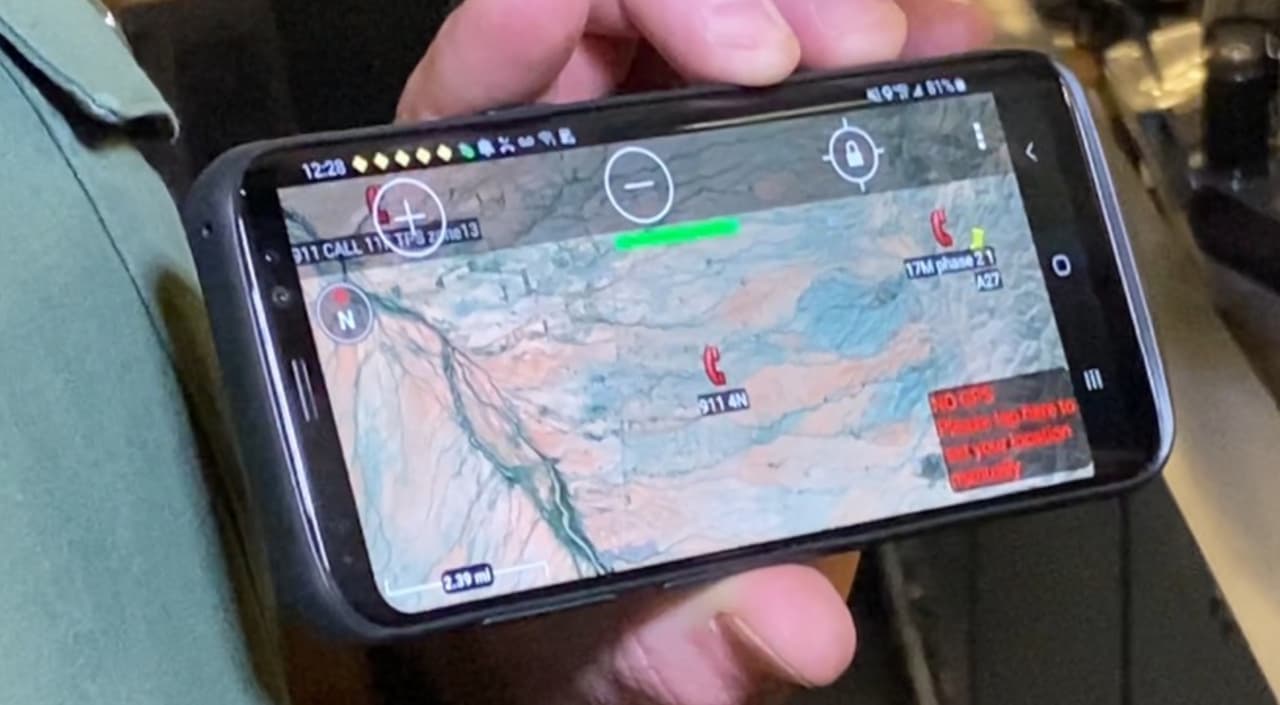 "Tenemos dos días sin tomar agua": así se atienden los pedidos de ayuda de inmigrantes en la frontera