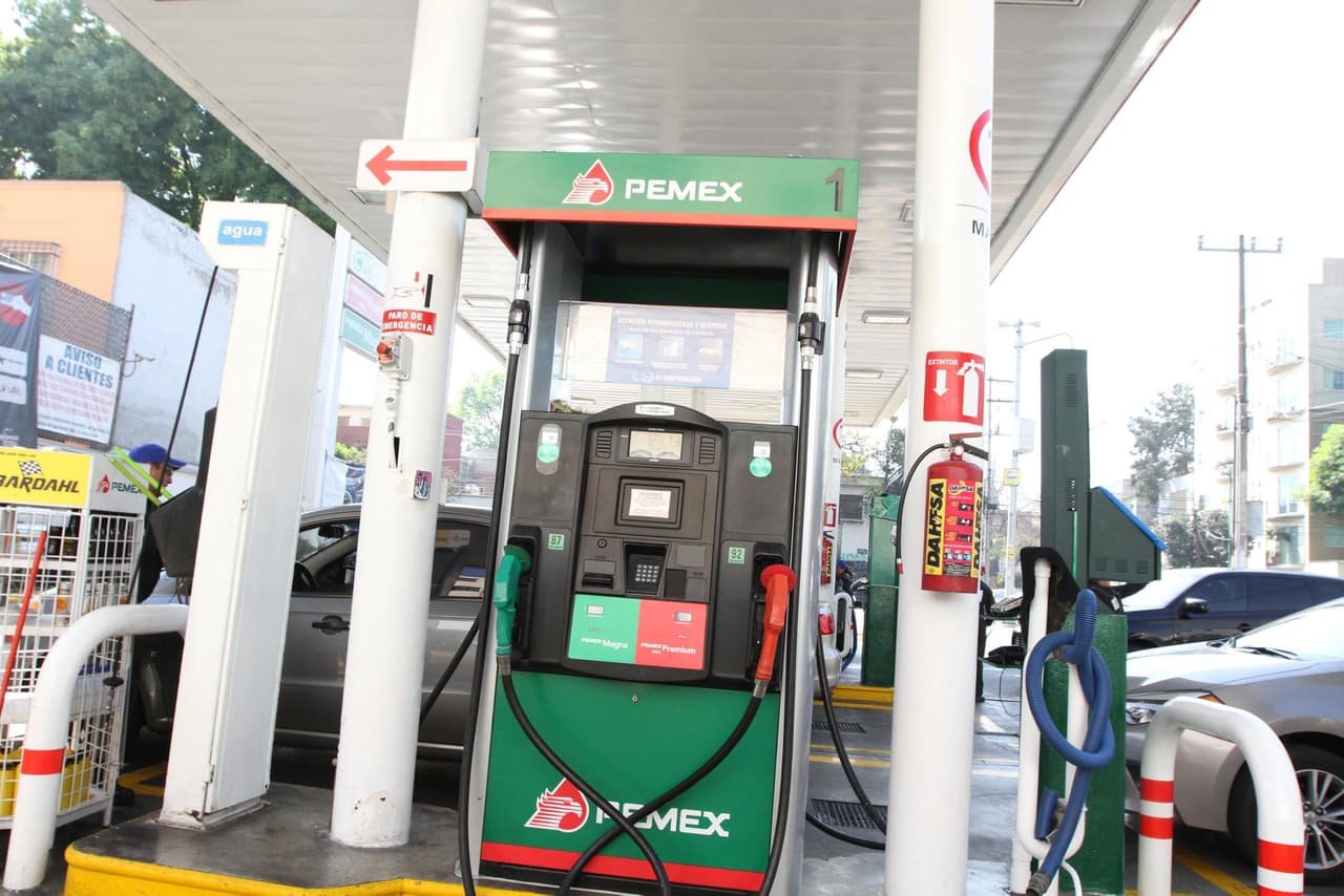 Las claves que explican por qué hay desabastecimiento de gasolina en 15 estados de México