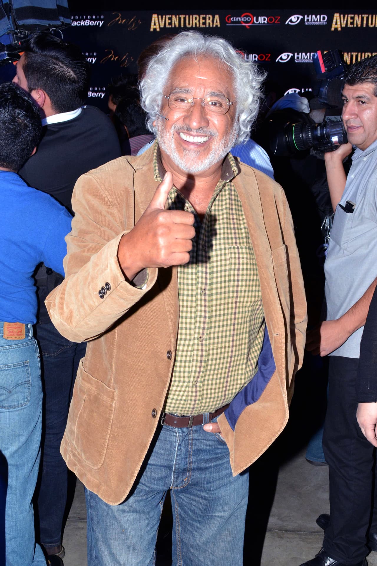 El Primer actor Rafael Inclán se declaró asiduo de los juegos de azar, y aunque todavía no le "pega al gordo", tampoco se va con las manos vacías, pues a menudo obtiene reintegros, confesó en un evento de la Lotería Nacional de México.