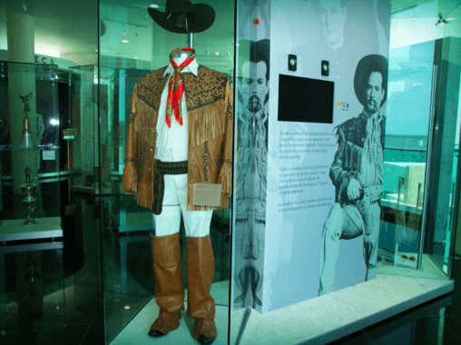 Existen varios museos en México dedicados a Pedro Infante, como el de Campeche, donde se exhiben artículos que usó en muchas de sus películas, así como trofeos y reconocimientos musicales.