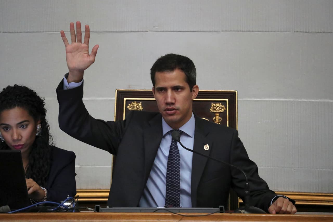 US Senators propose law to punish Maduro, double funding for humanitarian crisis