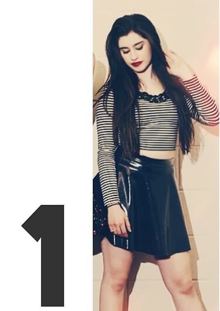 La guapa Lauren Juaregui tiene un estilo inigualable, su cabello negro y esas minis tan 'cool' la hacen lucir hermosa.