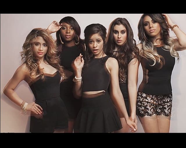 Con atuendos como minifaldas y shorts, estas famosas ha acaparado la atención en Instagram.