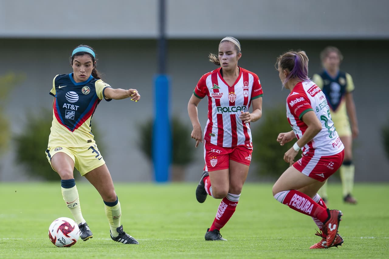 Las Águilas del América no tienen piedad sobre el Necaxa y con una goleada de 6-1, suman otros importantes puntos en casa.